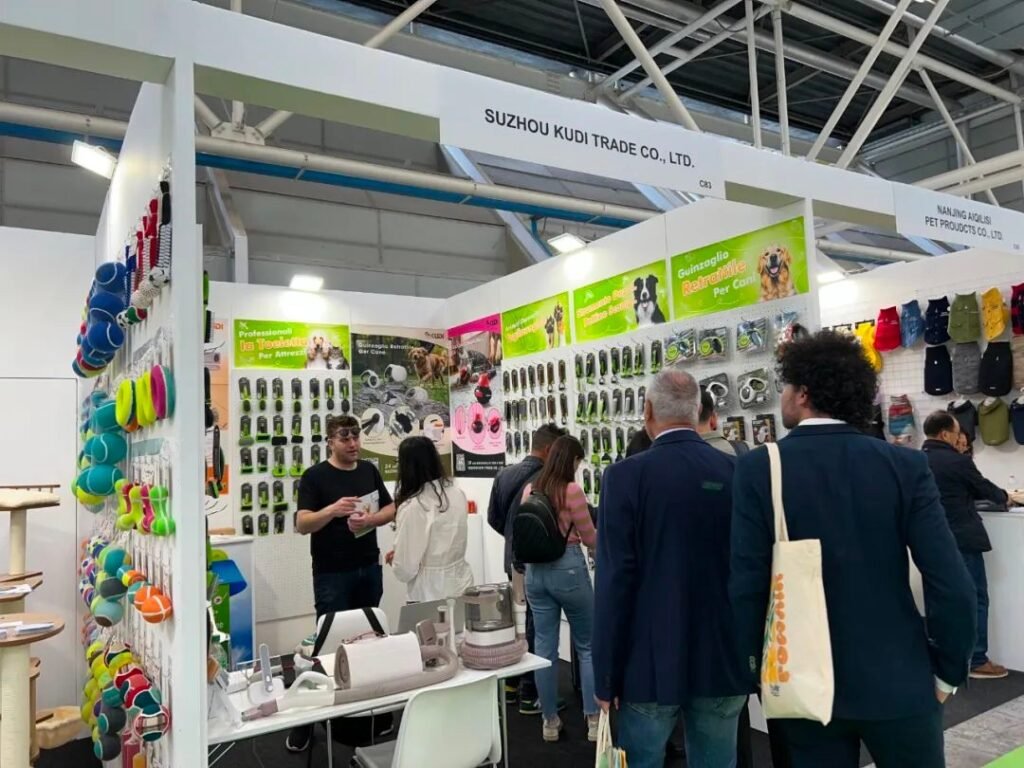 Visitors at the Kudi booth